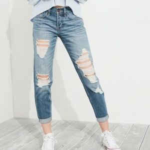Hollister Low-Rise Boyfriend Jeans